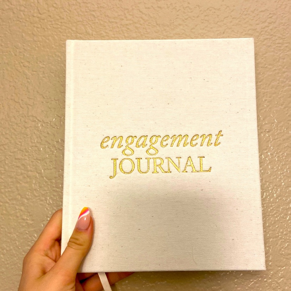 An engagement journal, perfect for tracking a love story.